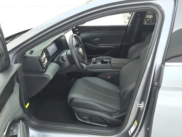 BYD Qin L — Фото автомобиля 9