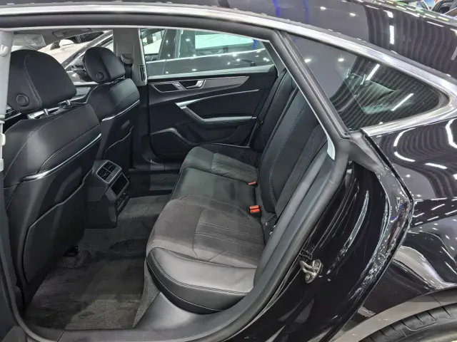 IM Motors LS9 — Фото автомобиля 7