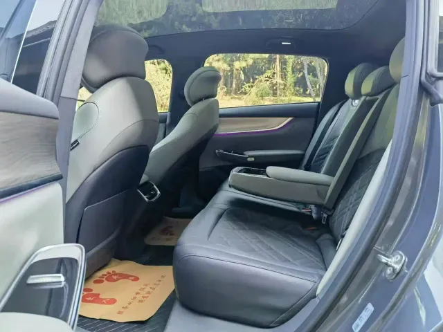Changan Qiyuan A07 — Фото автомобиля 7