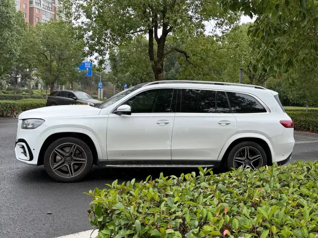 Mercedes-Benz GLS-Class — Фото автомобиля 3