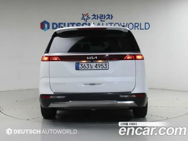 Kia Carnival — Фото автомобиля 4