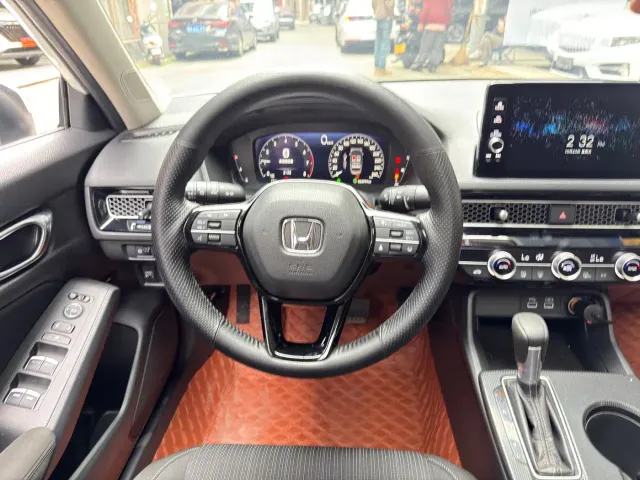 Honda Civic — Фото автомобиля 10