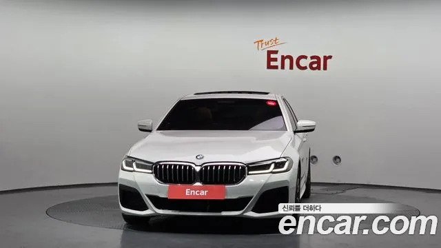 BMW 5-Series — Фото автомобиля 3
