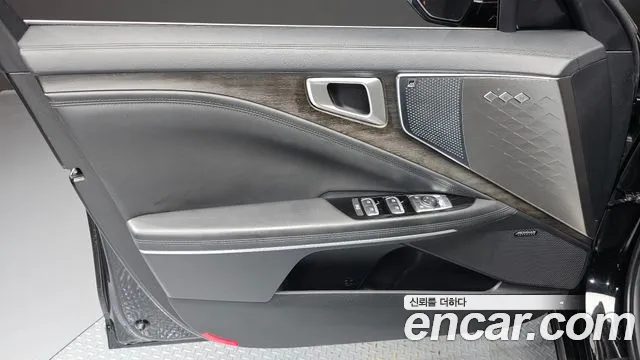 Kia K8 Hybrid — Фото автомобиля 13