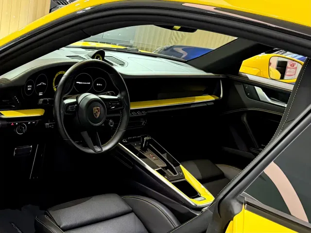 Porsche 911 — Фото автомобиля 14