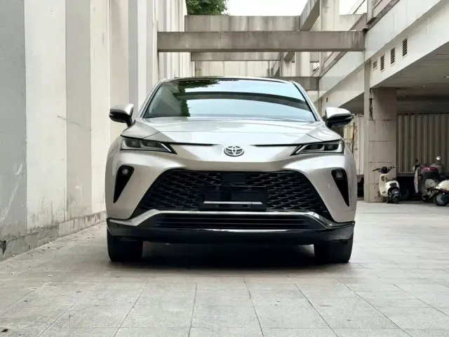 Toyota Venza — Фото автомобиля 2