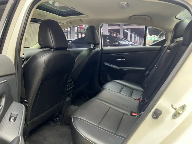 Nissan Sylphy — Фото автомобиля 12