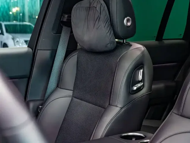 Li Auto L8 — Фото автомобиля 14