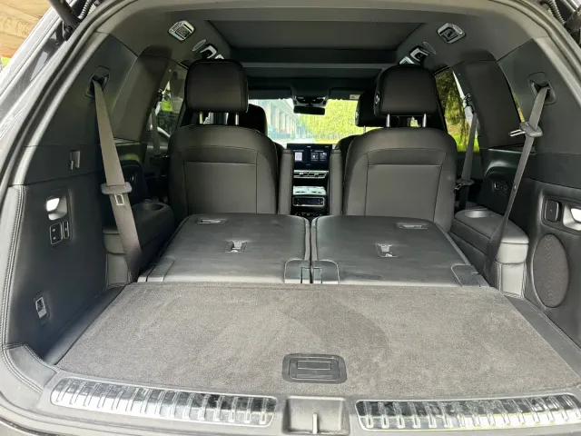 Li Auto L8 — Фото автомобиля 15
