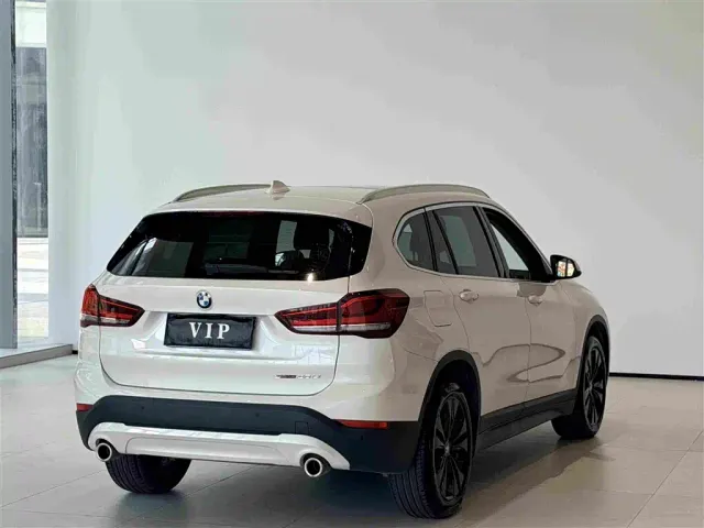 BMW X1 — Фото автомобиля 9