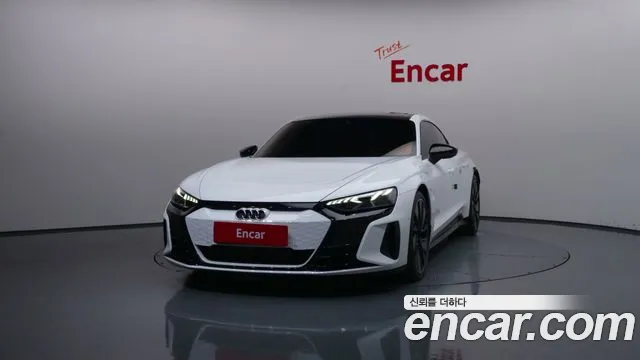 Audi e-tron GT — Фото автомобиля 3