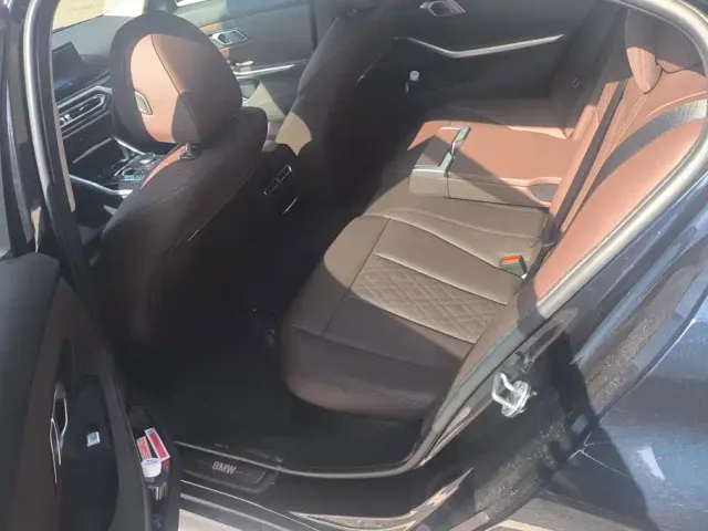 BMW i3 — Фото автомобиля 11