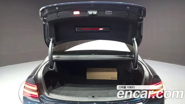 Genesis G80 Бензин 2.5 турбо AWD — Фото автомобиля 17