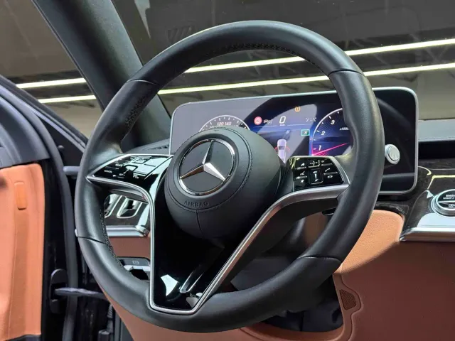 Mercedes-Benz S-Class — Фото автомобиля 10