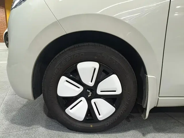 Wuling Hongguang Mini EV — Фото автомобиля 15