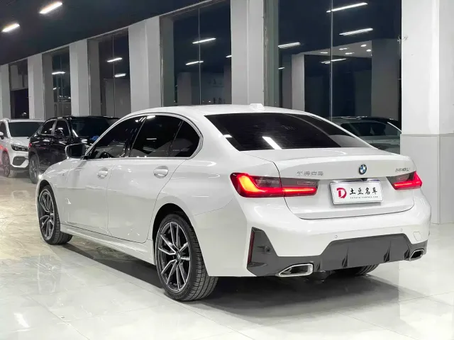 BMW 3 Series — Фото автомобиля 4
