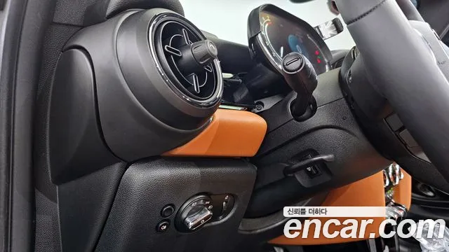 Mini Cooper Convertible — Фото автомобиля 15