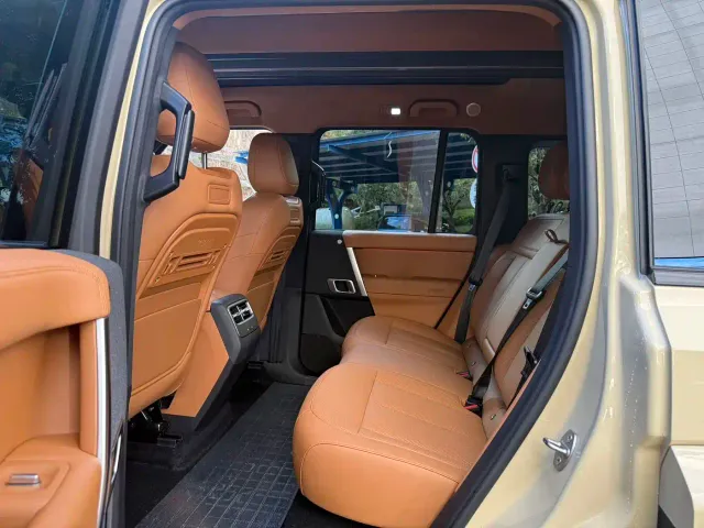 iCAR V27 — Фото автомобиля 6