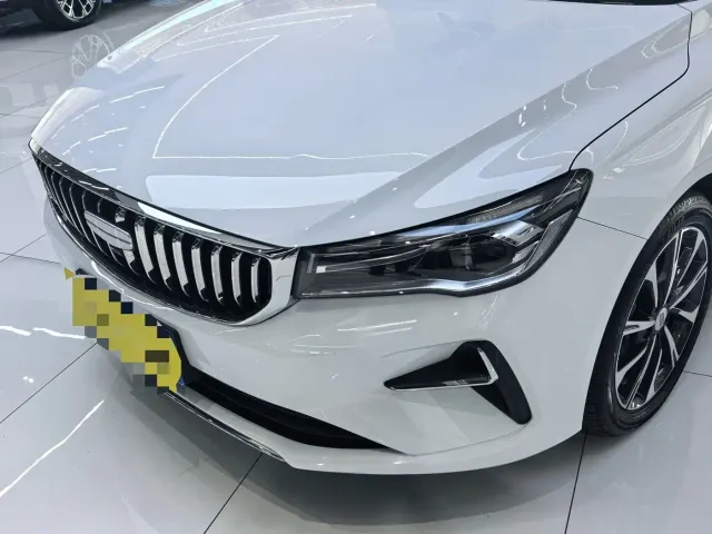 Geely Emgrand — Фото автомобиля 4