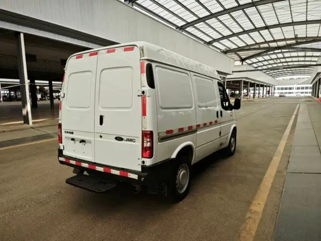 JMC Tesun — Фото автомобиля 8