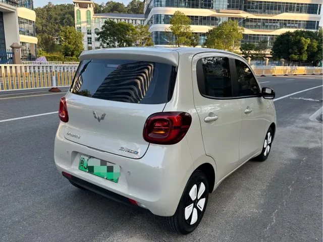Wuling Hongguang Mini EV — Фото автомобиля 5