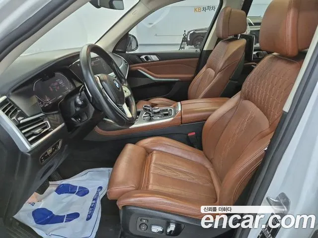 BMW X7 G07 — Фото автомобиля 10