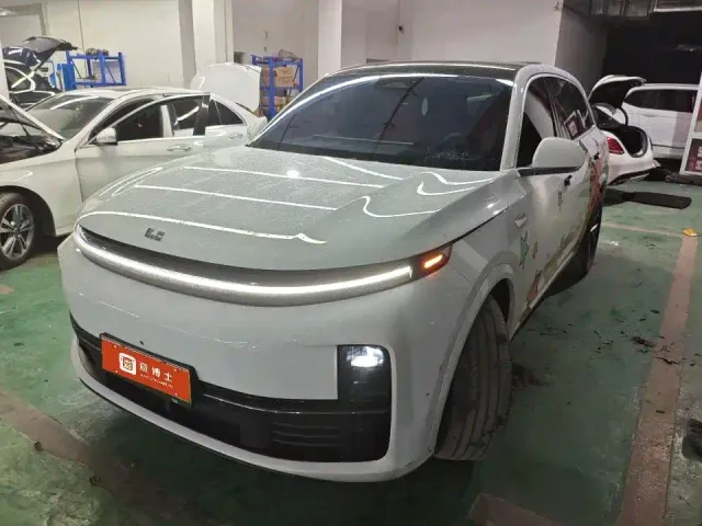 Фотография автомобиля — Li Auto L7