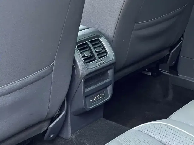 Volkswagen Tiguan L — Фото автомобиля 6