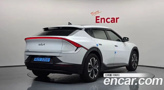 Kia EV6 — Фото автомобиля 2