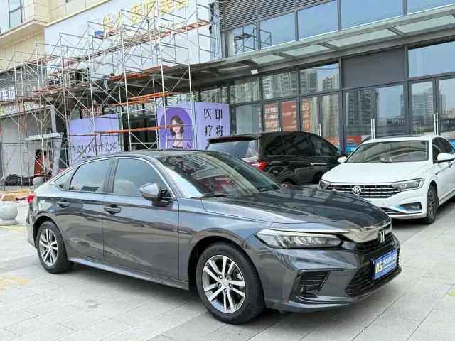 Honda Civic — Фото автомобиля 3