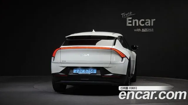 Kia EV6 — Фото автомобиля 4