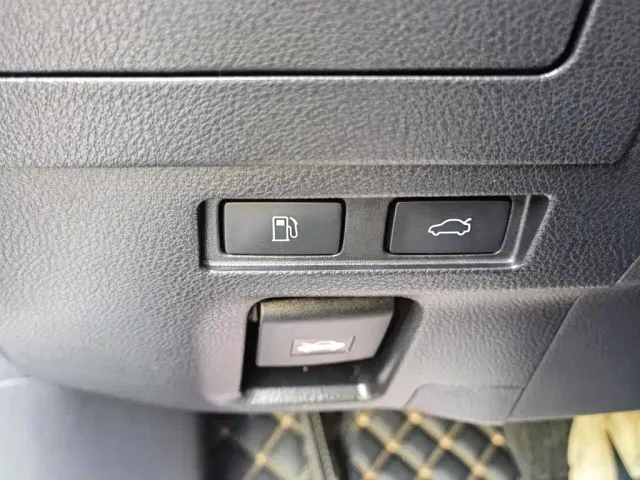Lexus ES — Фото автомобиля 29