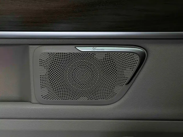 Mercedes-Benz V-Class — Фото автомобиля 22