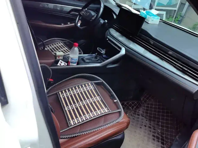 Geely Vision X6 — Фото автомобиля 8