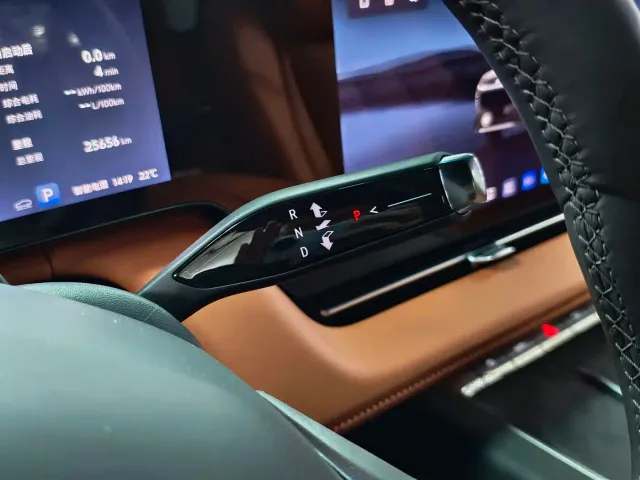 Buick Zhijing Shijia — Фото автомобиля 13