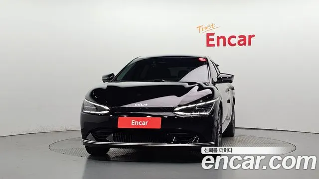 Kia EV6 — Фото автомобиля 3