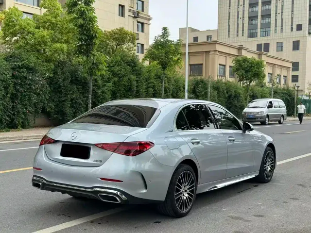Mercedes-Benz C-Class — Фото автомобиля 4