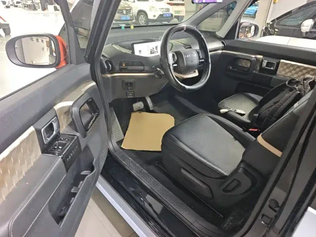 Baojun KiWi EV — Фото автомобиля 15