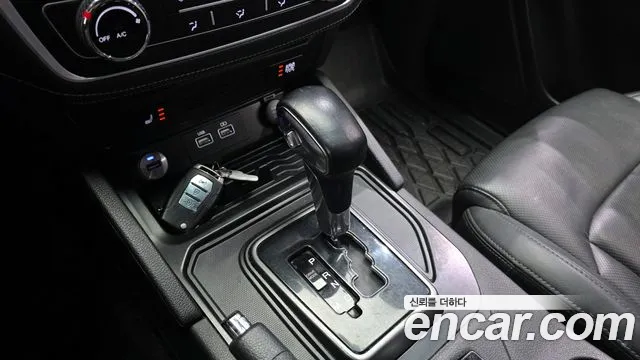 KG_Mobility_Ssangyong Rexton Новый Rexton Sport Khan Дизель 2.2 4WD — Фото автомобиля 9