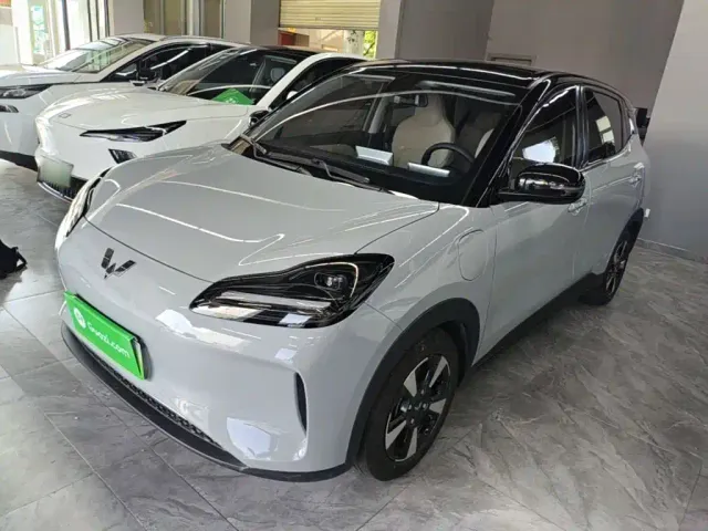 Фотография автомобиля — Wuling Binguo PLUS