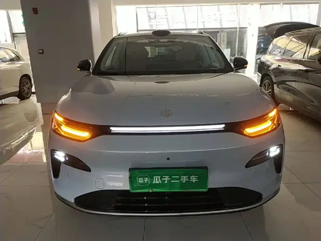 Leapmotor C11 — Фото автомобиля 2