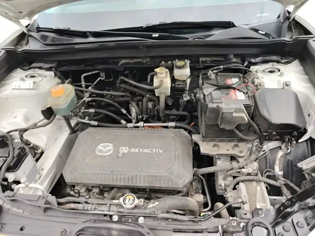 Mazda CX-30 EV — Фото автомобиля 19