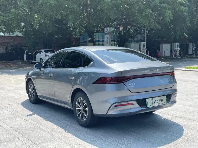 BYD Qin PLUS — Фото автомобиля 7