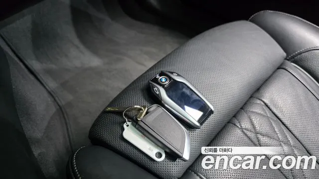 BMW 5 Series G30 — Фото автомобиля 28