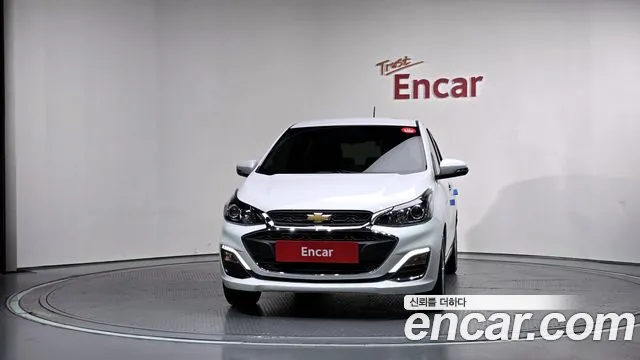 Chevrolet Spark — Фото автомобиля 3