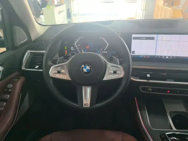 BMW X5 — Фото автомобиля 10
