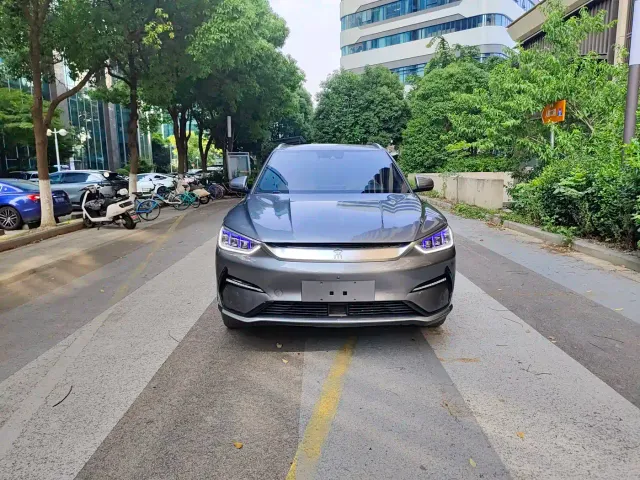 BYD Song PLUS — Фото автомобиля 2