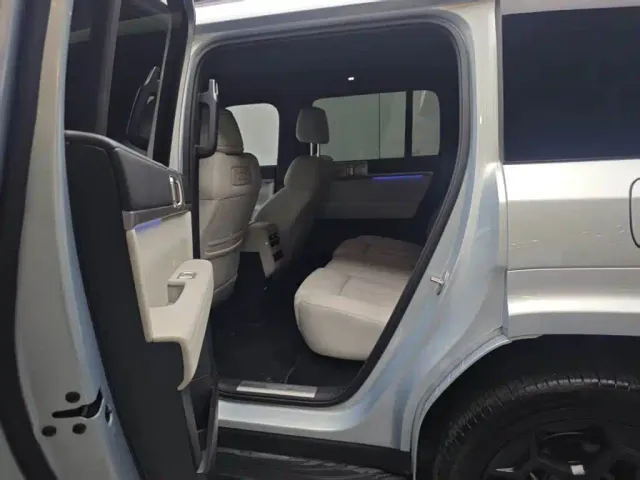 BYD FangChengBao Titanium 7 — Фото автомобиля 18