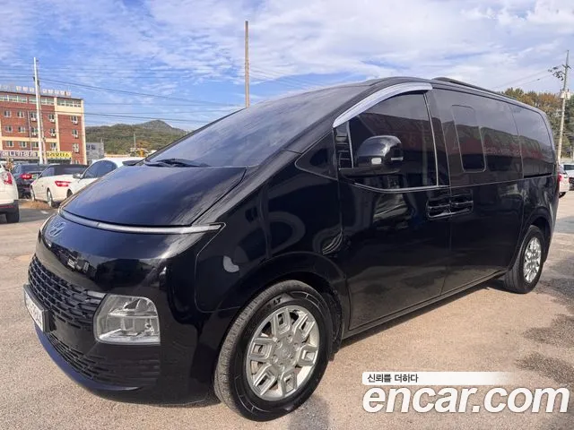 Hyundai Staria — Фото автомобиля 3