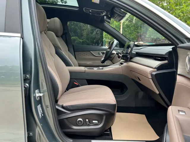Chery Tiggo 8 PLUS — Фото автомобиля 15